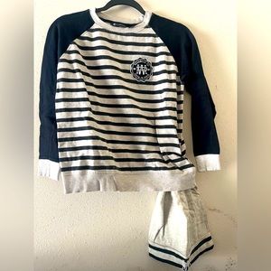 (2) boys l/s tops